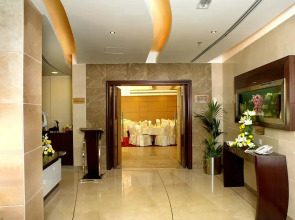 Отель Landmark Grand Hotel