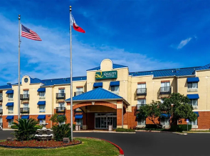 Quality Suites San Antonio Brooks City Base
