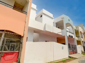 Hotel Orchid Homes by OYO Rooms