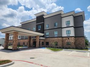 Holiday Inn Express & Suites Dayton Highway 90 by IHG