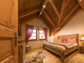 Hunting Chalet No. 19