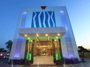 Wingston A Treehouse Hotel-Goverdhan