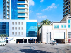 One Perfect Stay - Burj Al Nujoom