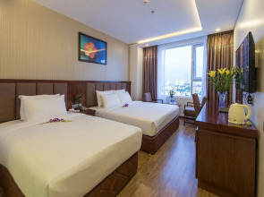 Crystal Hotel Da Nang