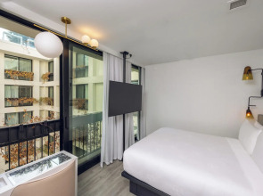 The Godfrey Hotel Hollywood