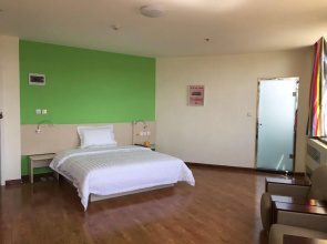 7 Days Inn Chifeng Linxi Haichuan Square Branch