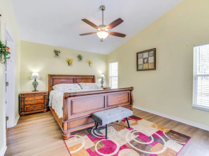 10 Mi to Disney: Home w/ Spa & Heated Pool!