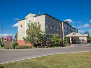 Best Western Plus Pembina Inn & Suites