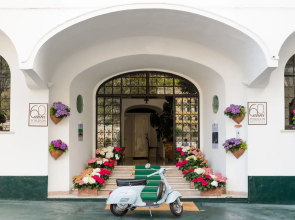 Poseidon Hotel