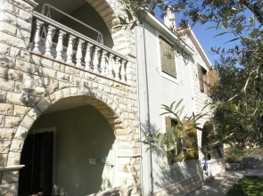 Brane - 180m to the sea - A3