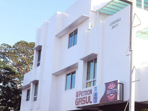 Aurora 2013 Guest House