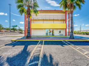 OYO Hotel Tucson Downtown