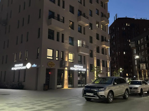 Live simply.<url> on Sergei Dzhanbrovsky street 4k1