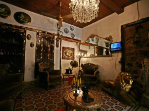 Antique Celtik House