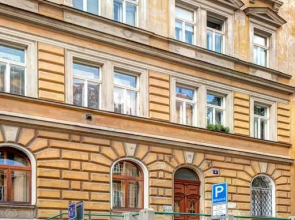 The Old Town Luxury Hideaway Apartment