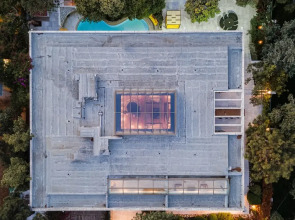 Elaia Mega Mansion