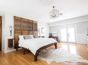Teak House