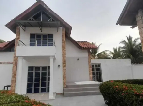 Cabaña de Enseño en Coveñas