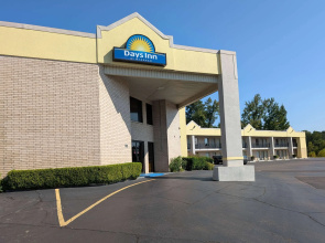 Days Inn by Wyndham Arcadia Louisiana