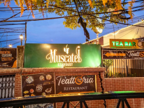 Muscatel Stardust - Chowrasta Mall Road
