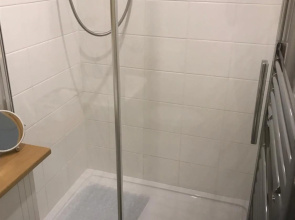 Deri-Down Guest House