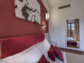 Hotel Casolare Le Terre Rosse