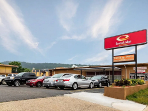 Travelodge Hot Springs