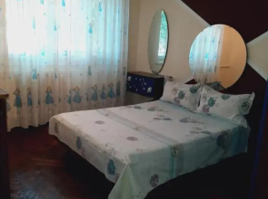 Dya * Ap DECOMANDAT 2 cam * Sat Vacanta