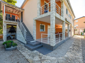 Awesome Apartment in Vir With Wifi and 2 Bedrooms