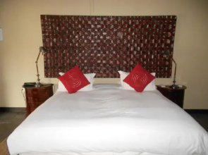 Izapa Bush And Game Lodge