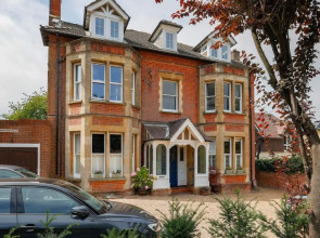 Lovely One Bed Apartment in Guildford