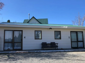 Forest Peak Motel