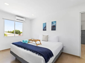 NEW Modern 1BR 1BA With Pool in Quiet Area