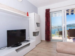 New Beach 4 Star Luxury Apartment 3 Bedrooms 3 Bathrooms, Free Boat Berth