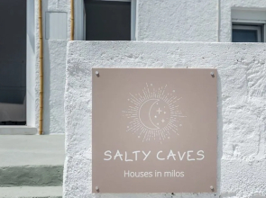 Salty Caves Apartments Milos