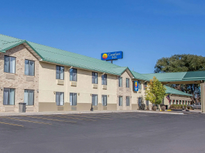 Yellowstone River Inn & Suites