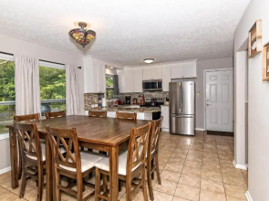 Camelback Rd Rancher- On ONE ACRE & near attractions