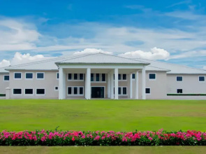 Royal Ambassador Hotel