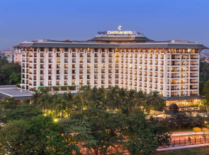 Chatrium Hotel Royal Lake Yangon