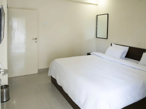 Saburi Service Apartments