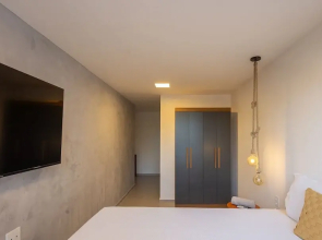 House w/ Pool and Barbecue Grill Sgt0000