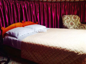 Family Tour Guest House