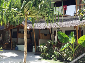 Matanjak Guesthouse and Surfshop