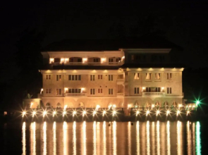 Westfoster Harbour Boutique Residences
