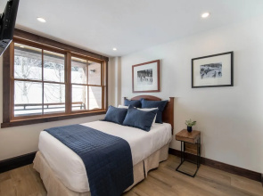 Premium Unit 1301 - 1 Bedroom - Zephyr Mtn Lodge 1 Condo