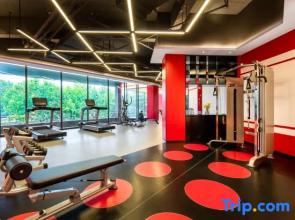 Radisson RED Xuzhou Yunlong Lake