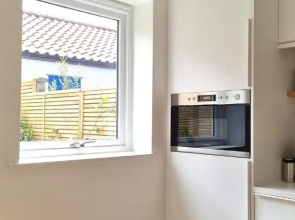 Beautiful 3 Bedroom Luxury House On The Quayside Of The Harbour