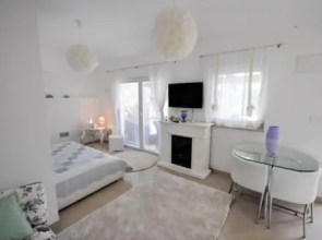 Holiday Home T