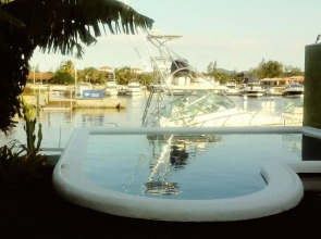 Suite à Beira do Canal da Marina