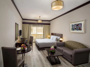 Savoy Crest Hotel Apartments